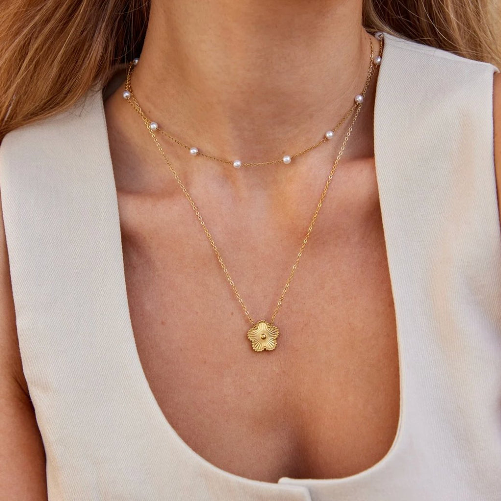 Collier à chaîne avec perles